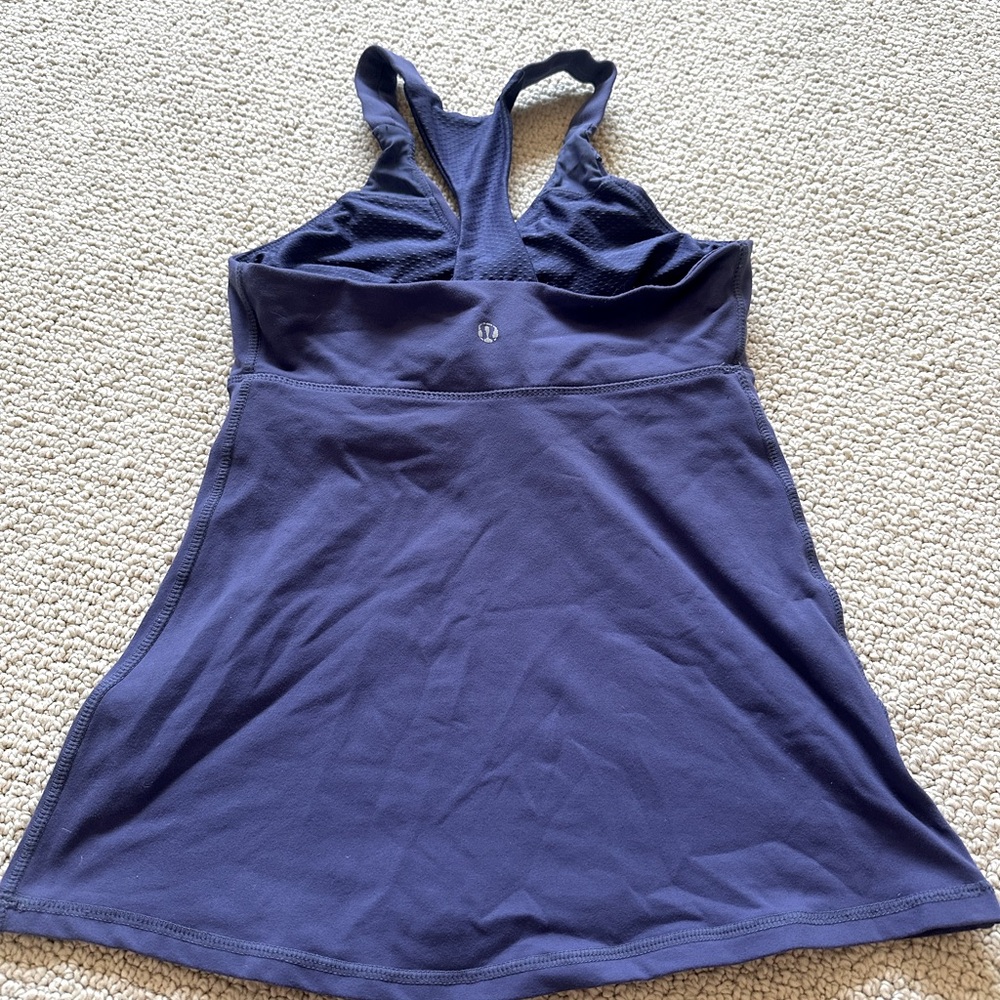 Lululemon v-neck and mini ruffle tank top size 2 purple blue